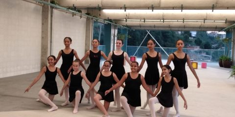 Arte inspirando e transformando vidas: aulas de ballet 